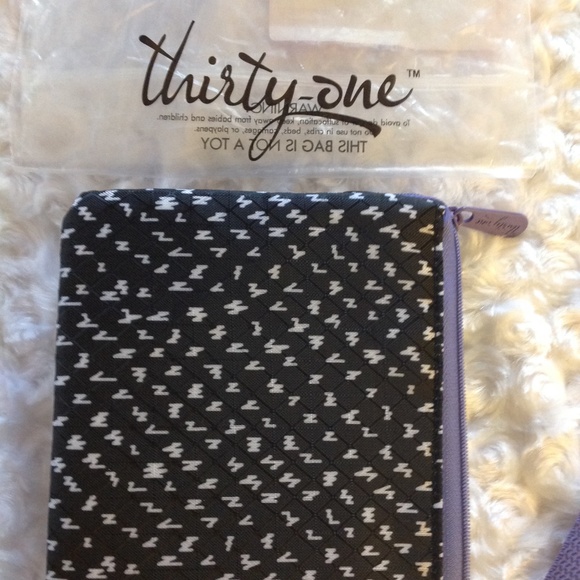thirty-one Handbags - 31 Easy Going Wristlet - NEW!